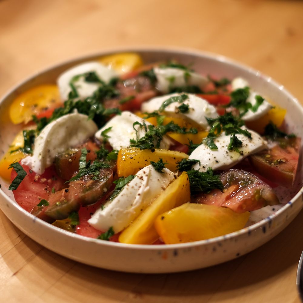 Burrata & Heirloom Tomatoes